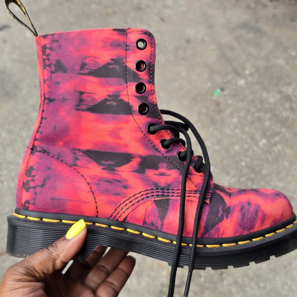 Dr. Martens